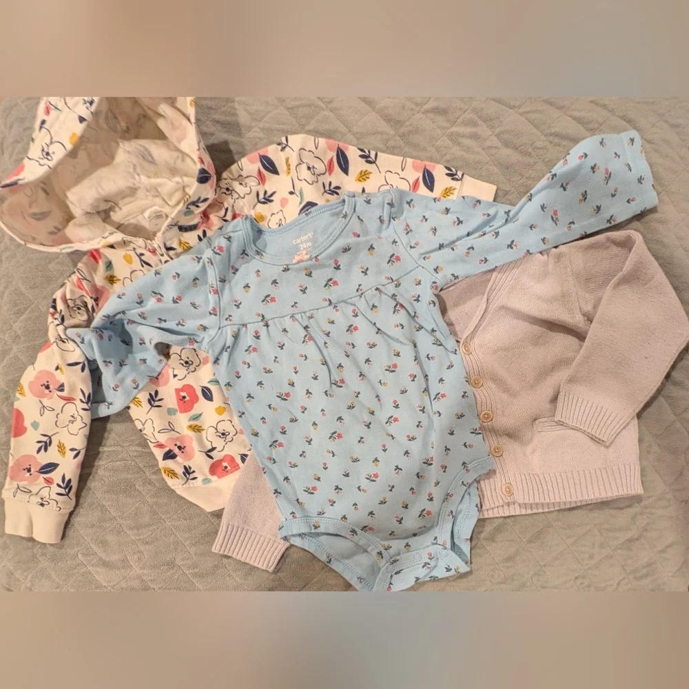 Carter's 24M 3 Tops
